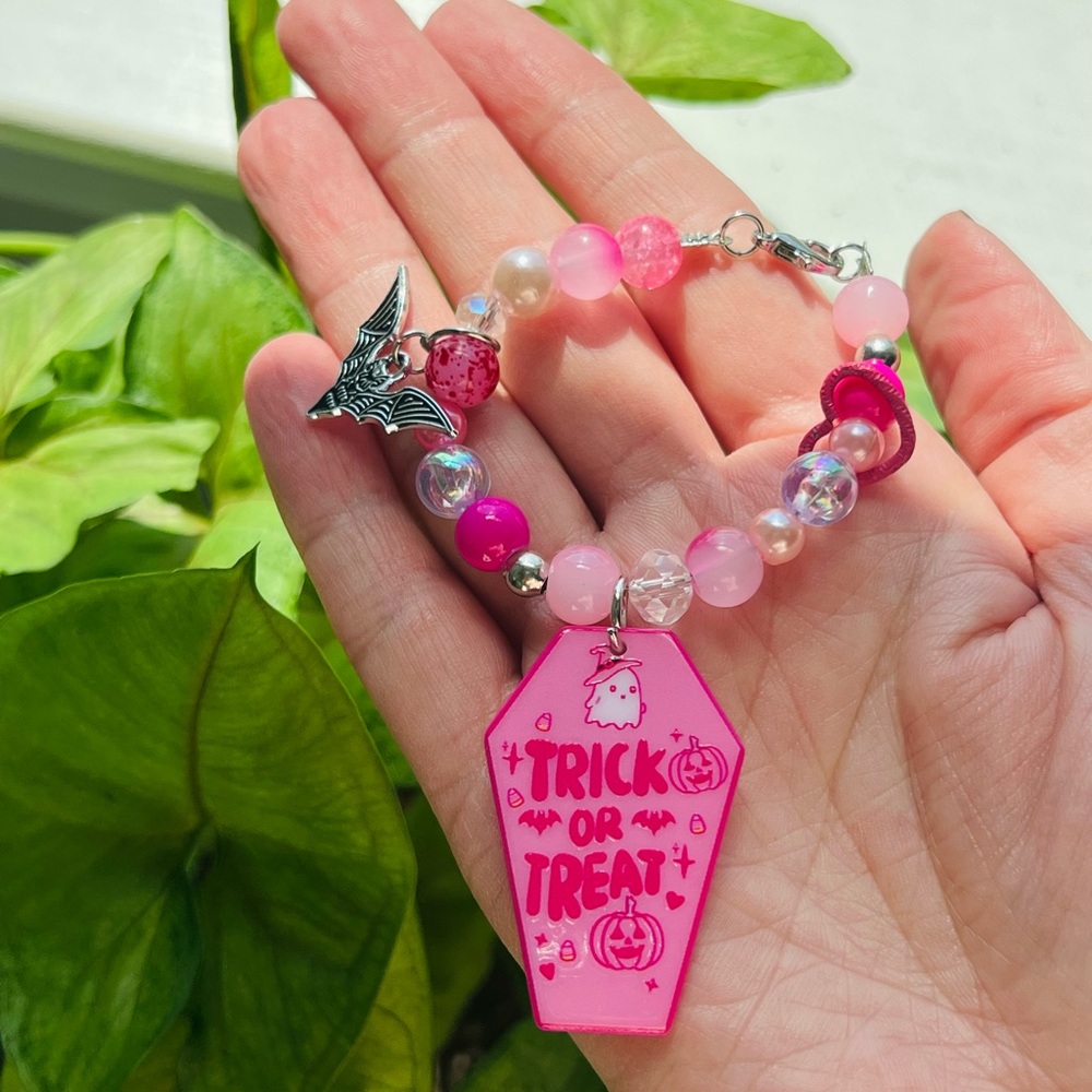 ๐ญ๐ฐ๐ฅ Disney Stanley cup charms Belle ghost pink Halloween tarot cards! - Picture 11 of 17